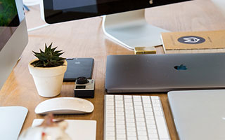 乐鱼体育官网下载-利物浦客场大胜，赢得连胜卫冕领袖